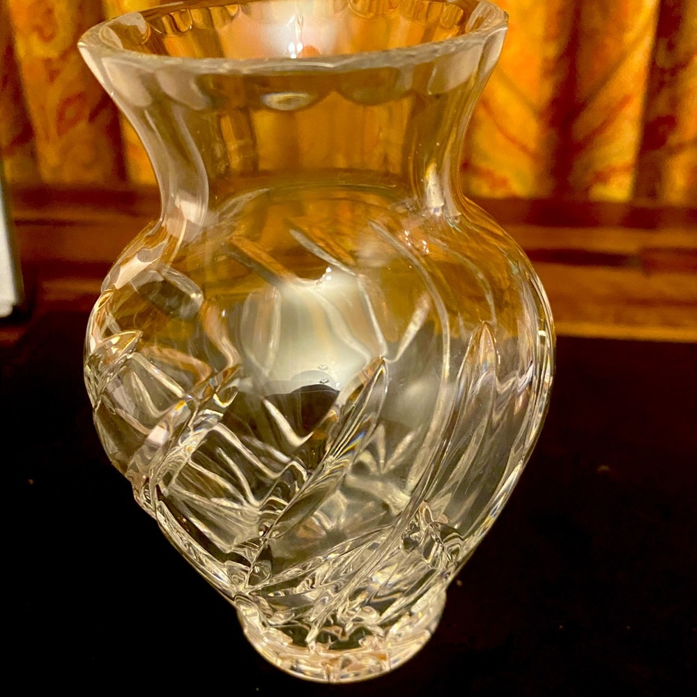 Lead crystal vase Made in Poland 5.5 inch high.